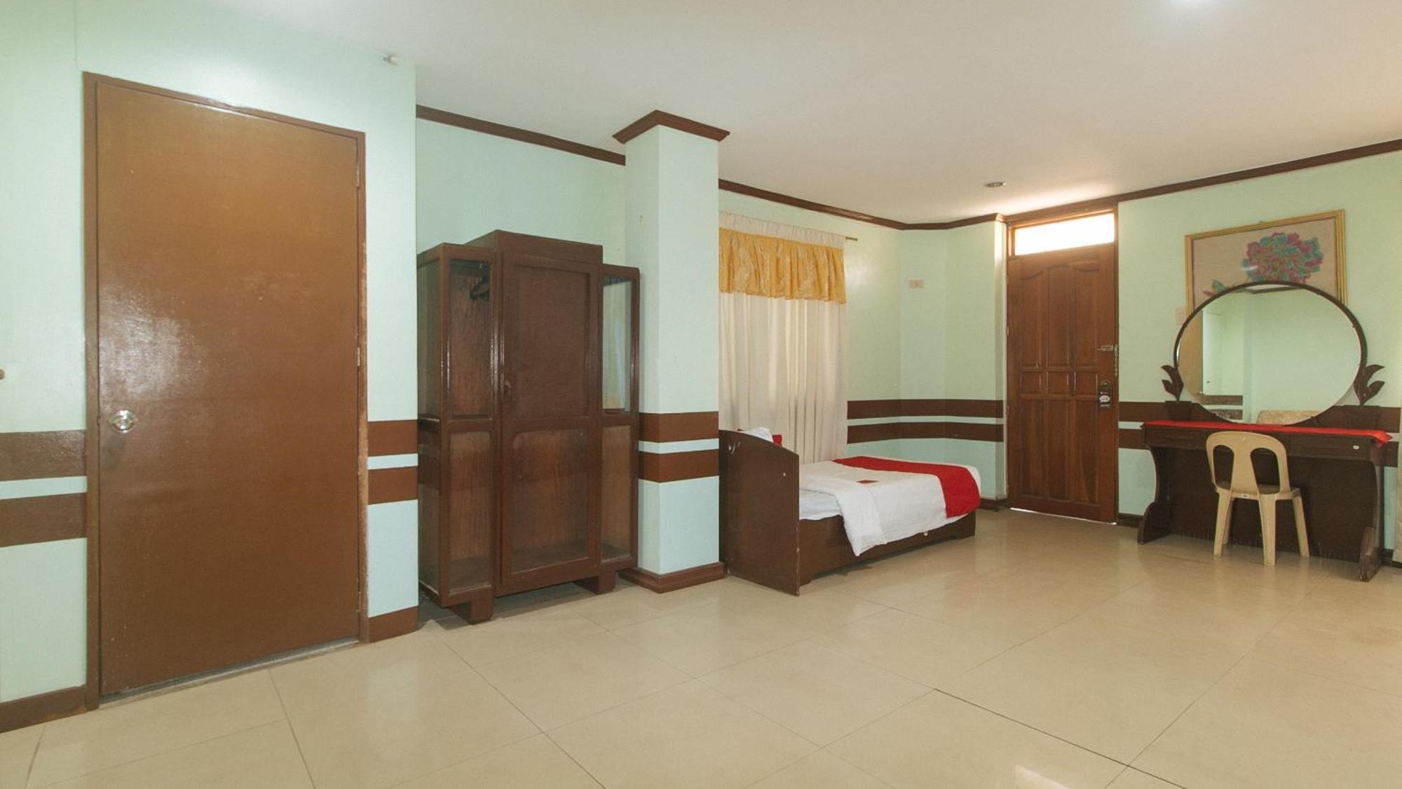 Reddoorz At Maanyag Pension House Mandaue Cebu Extérieur photo