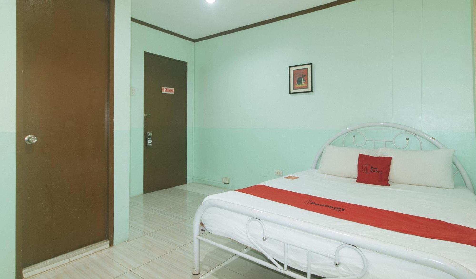 Reddoorz At Maanyag Pension House Mandaue Cebu Extérieur photo