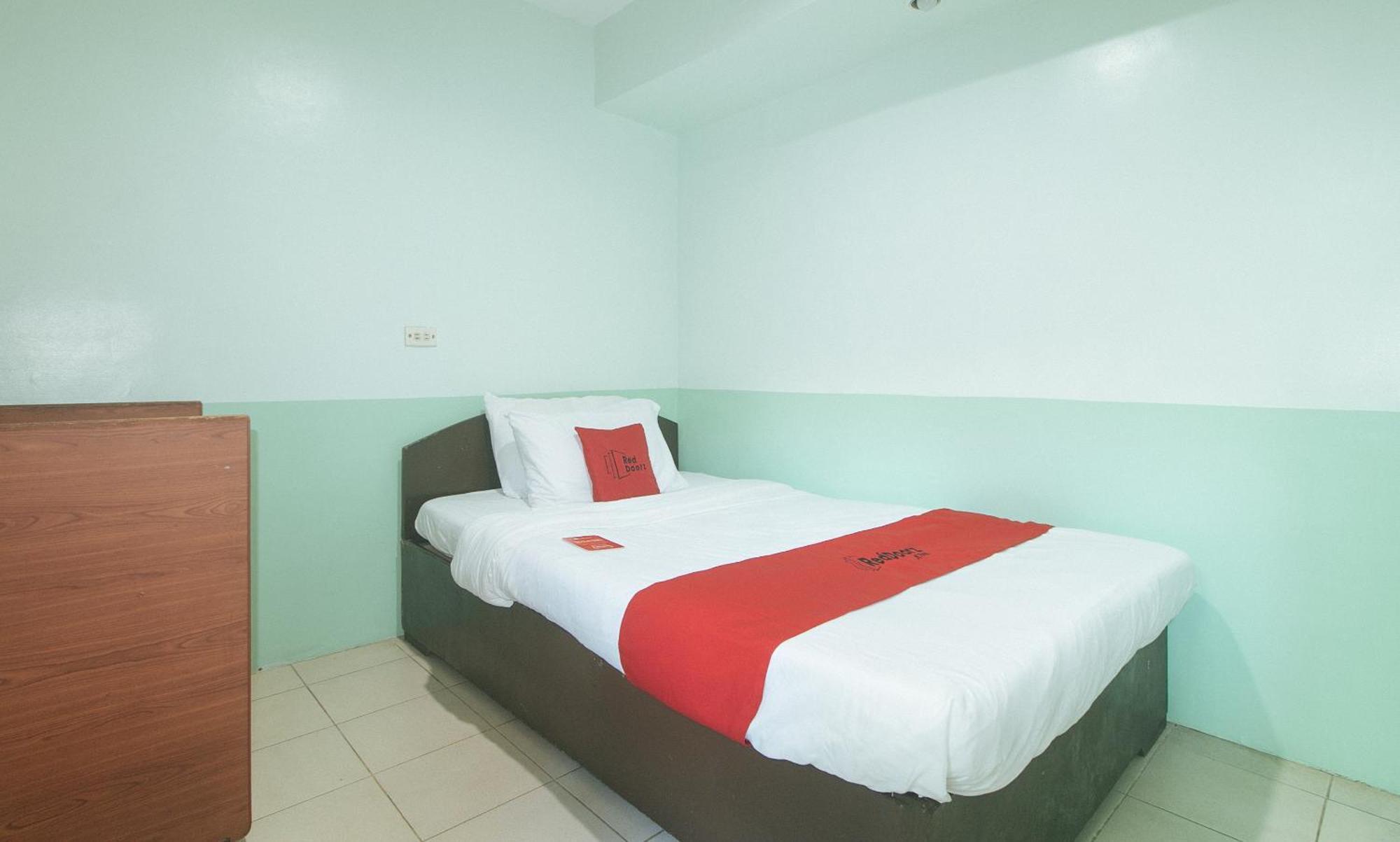 Reddoorz At Maanyag Pension House Mandaue Cebu Extérieur photo